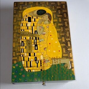 Vintage art lacquer storage jewelry box Colorful the kiss Gustav Klimt museum ⭐️